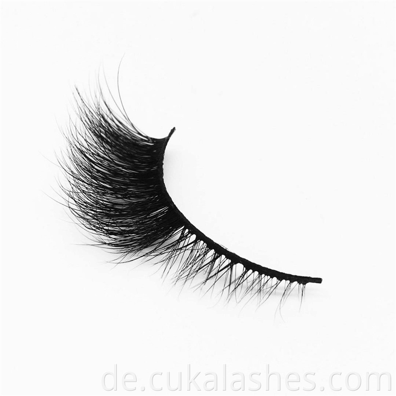 Natural Cat Eye Lashes